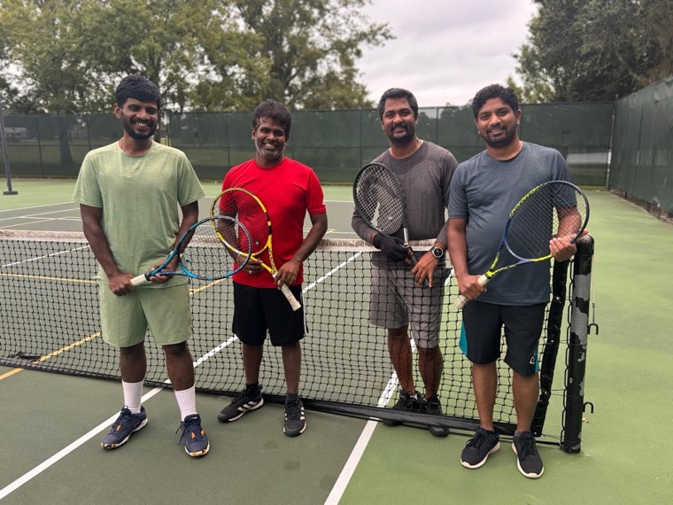 Players with their rackets on the court during Summer Sports 2024